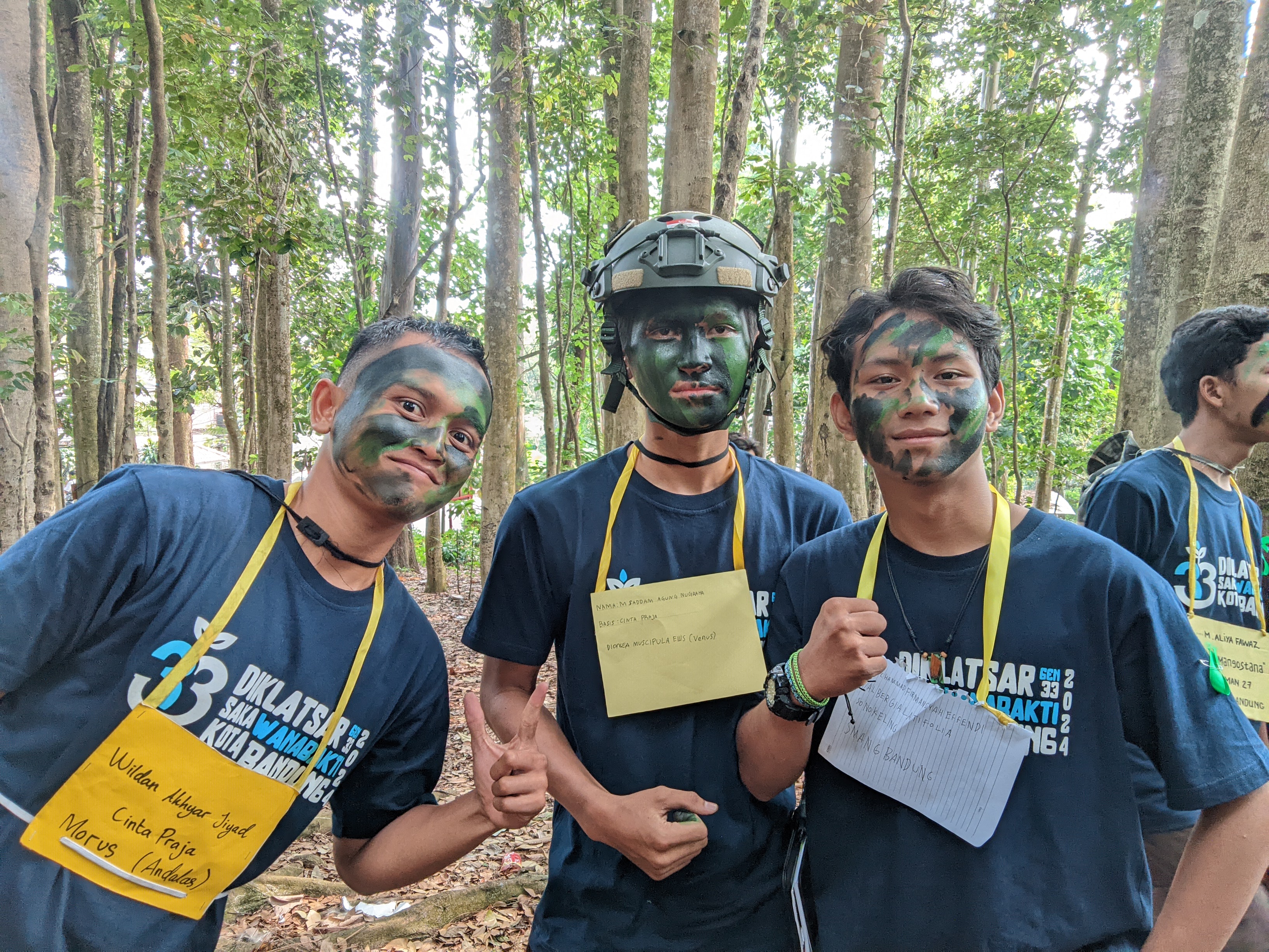 Pembuatan biopori untuk konservasi air tanah di perkotaan